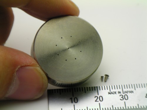 M0.5　マイクロねじ切り加工（純チタン）